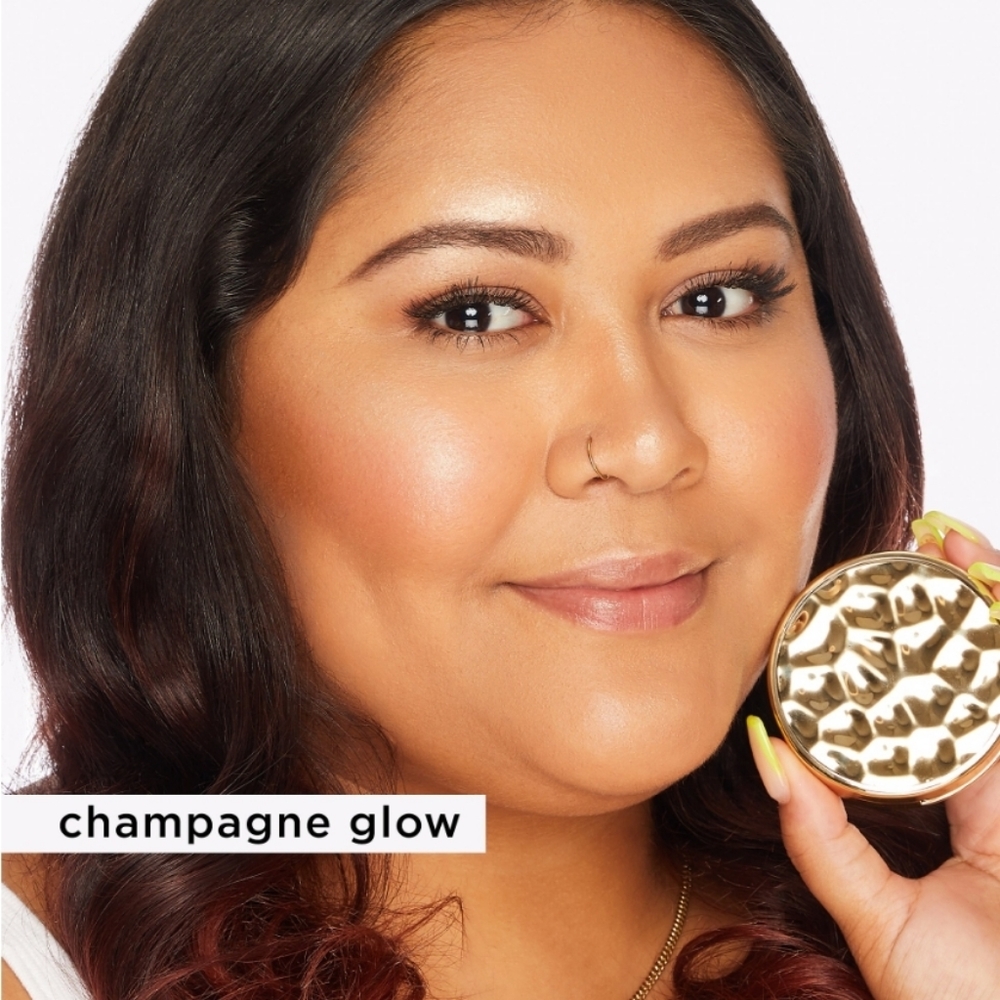 Champagne Glow | Shimmering Light Highlighter | Tarte | Brand New in Box | NWT - Picture 11 of 13